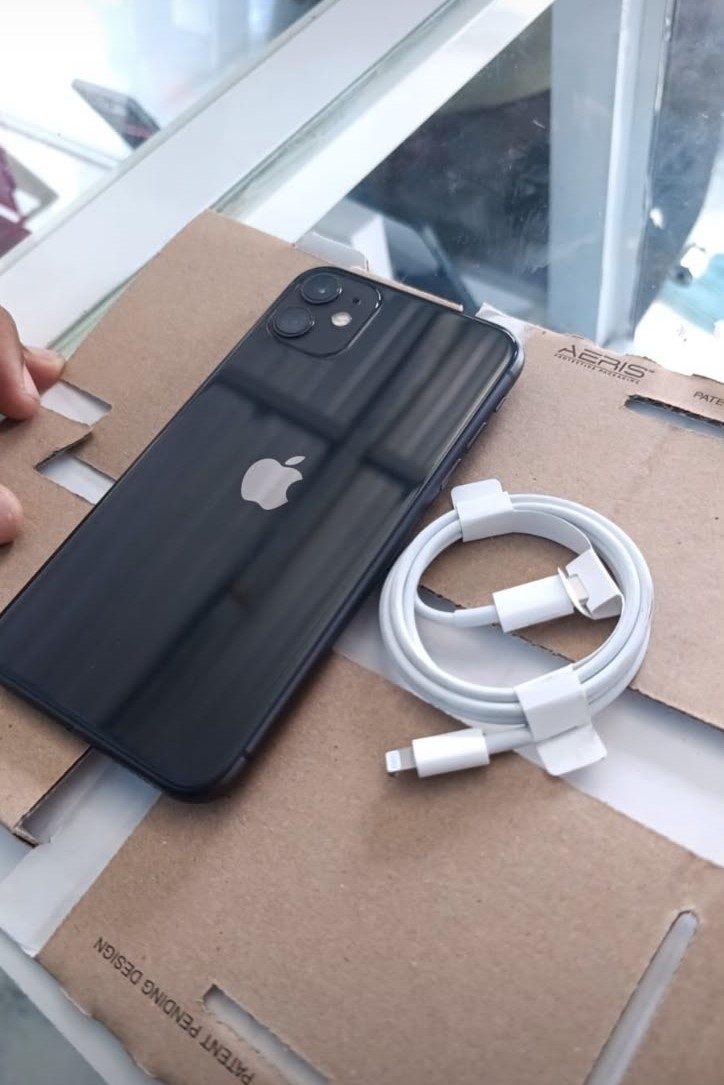 IPHONE 11 NORMAL